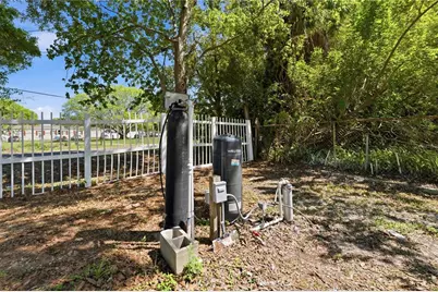 11708 Meadowdale Dr, Tampa, FL 33625 - Photo 35