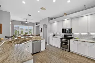 3615 Gaviota Dr, Sun City Center, FL 33573 - Photo 13