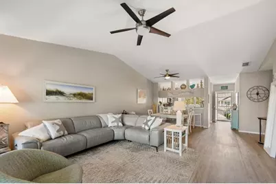 11510 Shipwatch Drive #1373, Largo, FL 33774 - Photo 17