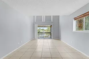 6321 Newtown Cir, Tampa, FL 33615 - Photo 11