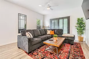 2604 N Highland Ave, Tampa, FL 33602 - Photo 1