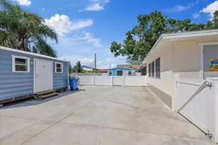 8310 Pat Blvd, Tampa, FL 33615 - Photo 17