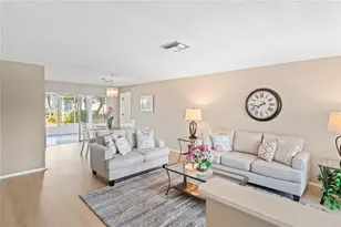 7107 Pond View Ct, Spring Hill, FL 34606 - Photo 7