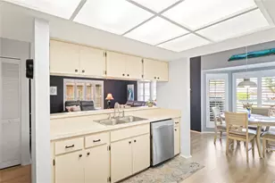 7107 Pond View Ct, Spring Hill, FL 34606 - Photo 13