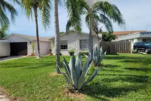 9826 Lehigh Dr, Port Richey, FL 34668 - Photo 13