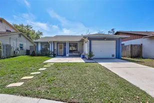 1735 Lakeview Village Dr, Brandon, FL 33510 - Photo 3