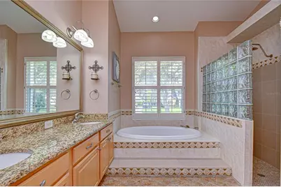 5104 Sylvan Oaks Drive, Valrico, FL 33596 - Photo 17