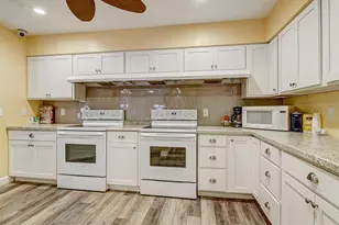 2996 Mission Dr E, Clearwater, FL 33759 - Photo 37