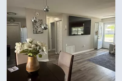 9519 Century Drive, Spring Hill, FL 34608 - Photo 5