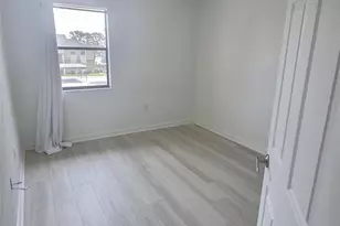 10100 N Sailwinds Blvd N, Largo, FL 33773 - Photo 9