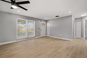 7442 Compton Ln, New Port Richey, FL 34655 - Photo 3