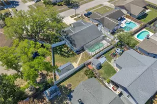 2805 Tammarron Ln, Brandon, FL 33511 - Photo 29