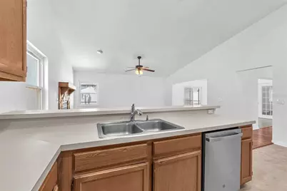 2805 Tammarron Lane, Brandon, FL 33511 - Photo 11