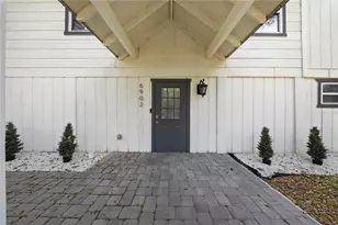 6902 E 29th Ave, Tampa, FL 33619 - Photo 3