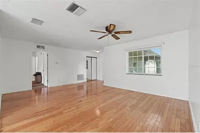 12431 Del Verde Drive, Largo, FL 33773 - Photo 7