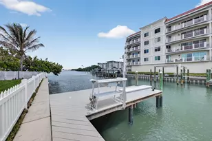 1866 Venetian Point Dr, Clearwater, FL 33755 - Photo 5