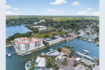 1866 Venetian Point Drive, Clearwater, FL 33755 - Photo 37