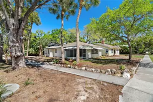 300 President St, Dunedin, FL 34698 - Photo 9