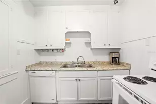 300 President St, Dunedin, FL 34698 - Photo 17