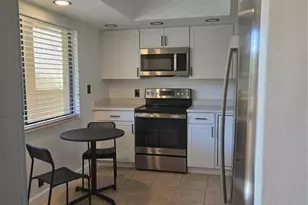 3062 Eastland Blvd, Clearwater, FL 33761 - Photo 5