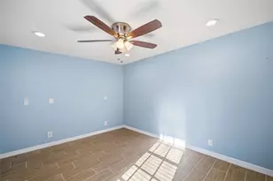 4110 W Leila Ave, Tampa, FL 33616 - Photo 15