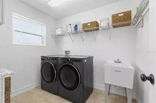2510 W Carmen St, Tampa, FL 33609 - Photo 33