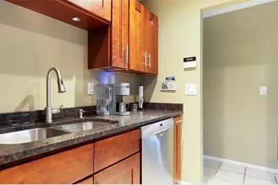 5206 Newton Avenue S, Gulfport, FL 33707 - Photo 13