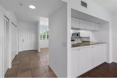 6575 99th Way N #22205, Saint Petersburg, FL 33708 - Photo 11