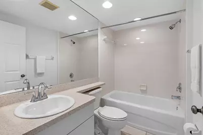 6575 99th Way N #22205, Saint Petersburg, FL 33708 - Photo 35