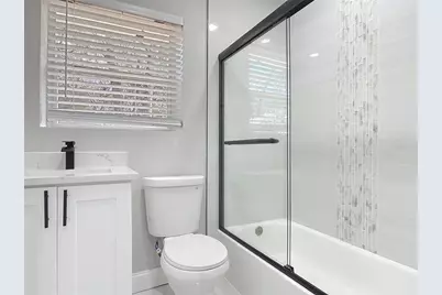 31440 Prestwick Avenue, Sorrento, FL 32776 - Photo 27