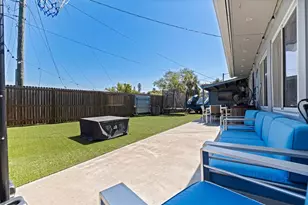 280 38th Ave SE, Saint Petersburg, FL 33705 - Photo 27