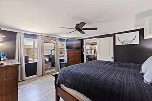 280 38th Ave SE, Saint Petersburg, FL 33705 - Photo 17