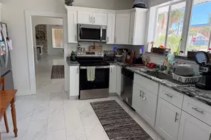 850 Mandalay Ave, Clearwater Beach, FL 33767 - Photo 7