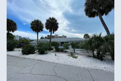 850 Mandalay Avenue, Clearwater Beach, FL 33767 - Photo 27