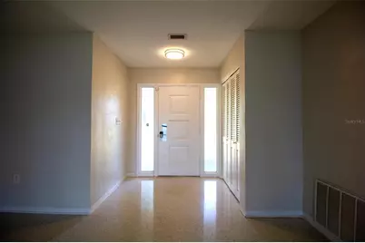 3900 14th Lane NE, Saint Petersburg, FL 33703 - Photo 3