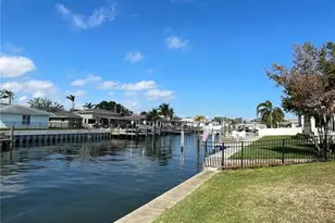 3900 14th Ln NE, Saint Petersburg, FL 33703 - Photo 21