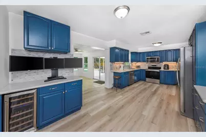 3070 Dryer Avenue, Largo, FL 33770 - Photo 13