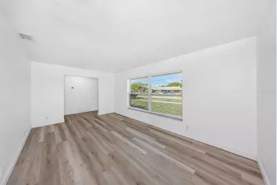 3070 Dryer Avenue, Largo, FL 33770 - Photo 9