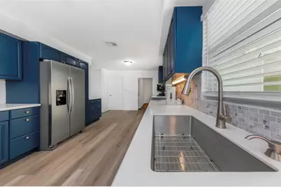 3070 Dryer Avenue, Largo, FL 33770 - Photo 15