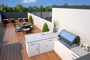 375 13th St N, Saint Petersburg, FL 33705 - Photo 17