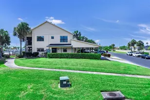 626 Yardarm Dr, Apollo Beach, FL 33572 - Photo 7