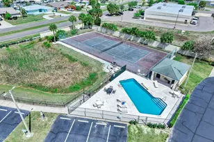 626 Yardarm Dr, Apollo Beach, FL 33572 - Photo 99