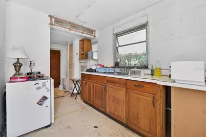 7643 62nd Street N, Pinellas Park, FL 33781 - Photo 5