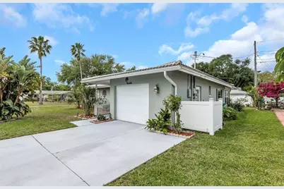 2300 Tudor Lane, Clearwater, FL 33763 - Photo 3