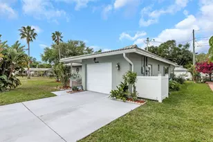 2300 Tudor Ln, Clearwater, FL 33763 - Photo 3