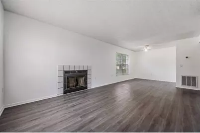 4208 Winding Moss Trail #102, Tampa, FL 33613 - Photo 3