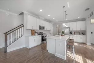 9102 Carolina Wren Dr, Tampa, FL 33626 - Photo 7