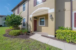 9102 Carolina Wren Dr, Tampa, FL 33626 - Photo 3