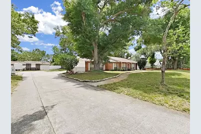7608 Barry Road, Tampa, FL 33615 - Photo 5