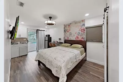7608 Barry Road, Tampa, FL 33615 - Photo 37